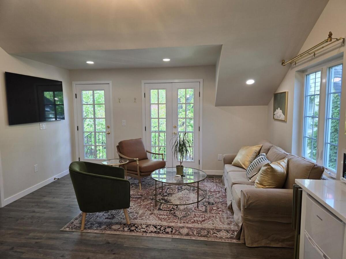 Luxury Living In The Apartment Denver